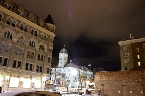 that's a night for us: snow on the court house